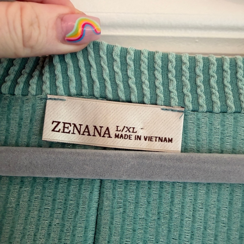 Zenana Ribbed Top - Picture 2 of 4